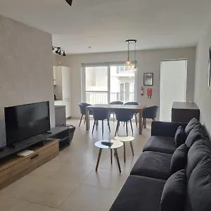 Gzira, 2 Bedroom Gzira